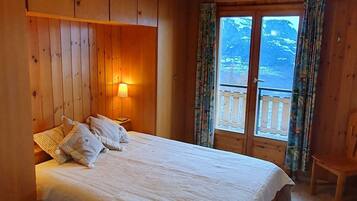 Chalet | 5 bedrooms, bed sheets