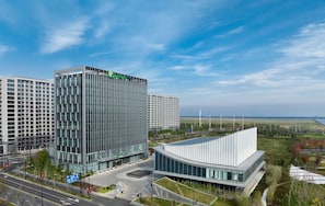 View from property - Holiday Inn Express Taizhou Toumen Port (Taizhou)