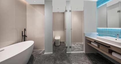 Holiday Inn Express Taizhou Toumen Port