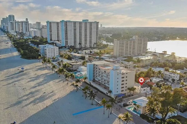 Exterior - Casa Roselle full 2/2 (Hollywood)