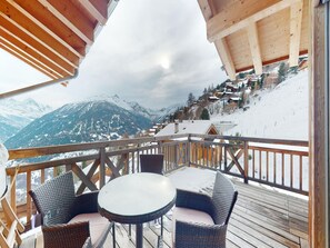 Chalet | View from property - Etoiles des Neiges Luxe & Jacuzzi Chalet (Heremence)