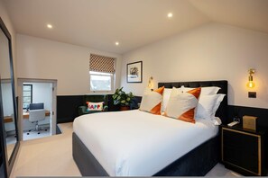 House - Riverside Contemporary (London)