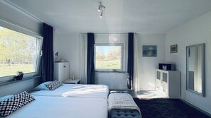 7 soverom, skrivebord, strykejern/-brett og wi-fi (inkludert)