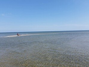 إطلالة على المياه