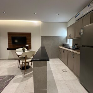 Habitación individual Confort, vista a la montaña | Caja de seguridad en la habitación y wifi gratis