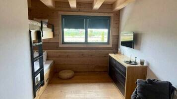 Villa | 5 bedrooms, individually furnished, iron/ironing board