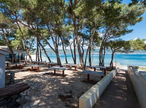 House (Three Bedroom Holiday Home) | Exterior - Seaside Getaway Holiday Home With Patio Slatine (Split)