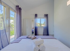 Hus (Three Bedroom Holiday Home) | 3 sovrum och gratis wi-fi