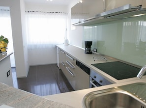 Villa (Five Bedroom Villa with Pool) | Private kitchen