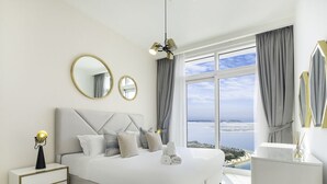 Unclassified image, 5 of 35, button - LUX The Atlantis Palm View Suite (Dubai)