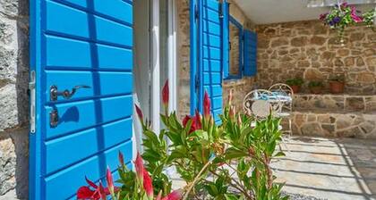 Elegant Stone House With Jacuzzi, Terrace, and Private Yard in Solta