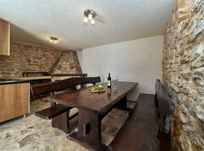 別墅 (Two Bedroom Villa) | 壁爐