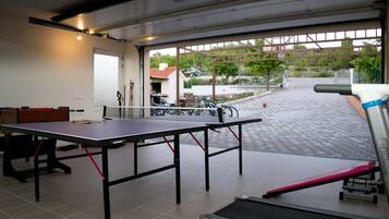 Villa (Four Bedroom Villa) | Game room