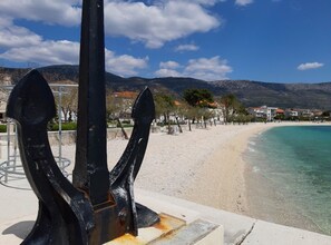 Apartment (Two Bedroom Apartment with Terrace) | Beach