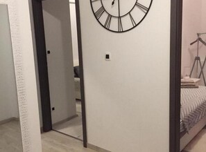 Apartment (Two Bedroom Apartment) | Lobby