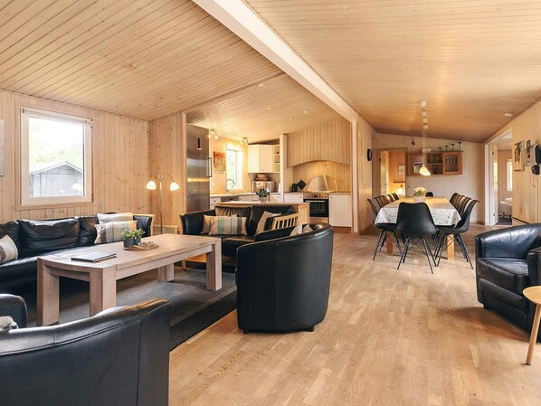 House | Interior - 4 Star Holiday Home in Vaeggerlose (Vaeggerlose)