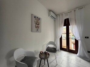 Interior - Relaxation House (gaggi)