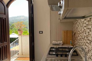 Oven, stovetop - Relaxation House (gaggi)