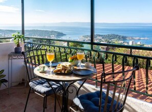 Villa (Three Bedroom Villa With Sea View) | Exterior