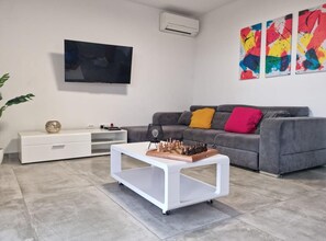 Villa (Seven Bedroom Villa with Pool) | Living room | 32-inch flat-screen TV with cable channels - Exclusive Elegant Villa With Pool in Kastel Novi (Kastela)