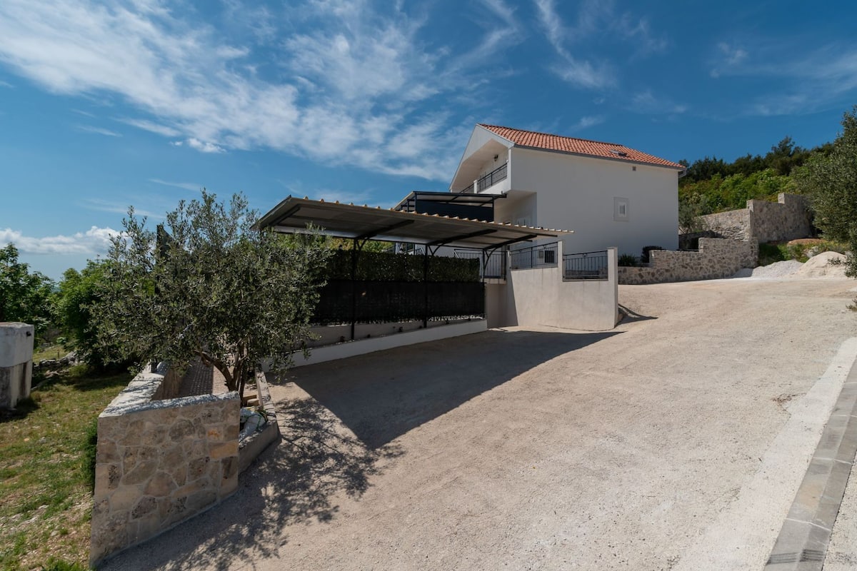 Villa (Three Bedroom Villa) | Exterior