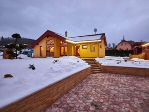 Villa | Exterior