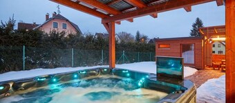 Cerna Kcg350 Comfortable Holiday Residence
