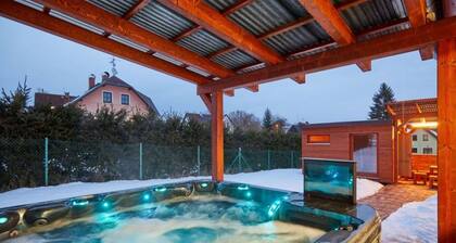 Cerna Kcg350 Comfortable Holiday Residence