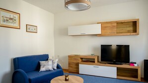 Leilighet (Two Bedroom Apartment) | Oppholdsrom