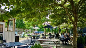 Restauration en plein air