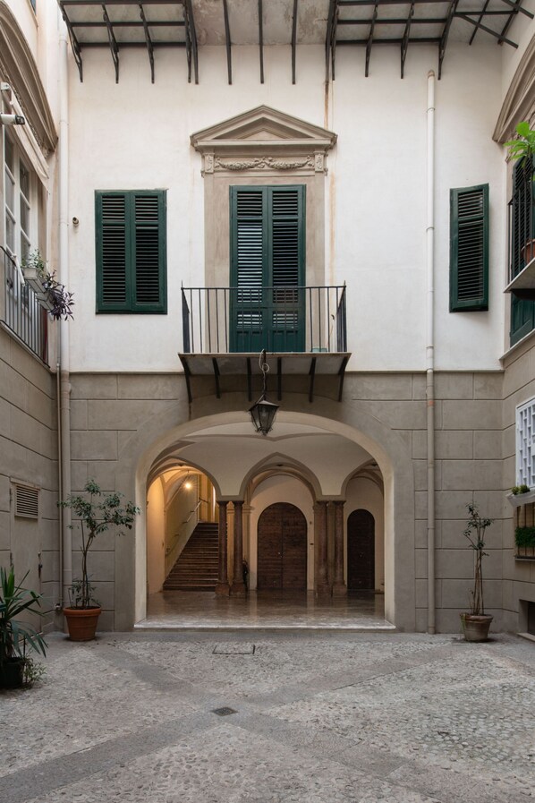 1 bedroom - Alloro House With Terrace (Palermo)