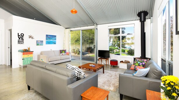 Unclassified image, 1 of 28, button - Pelican Cottage - Pet Friendly - Wifi (Goolwa North)