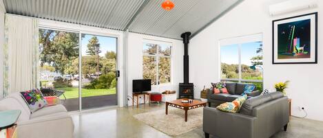House | 1 bedroom