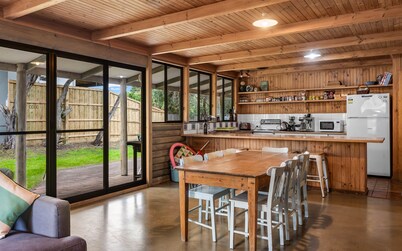Southern Comfort - Pet Friendly - Beach