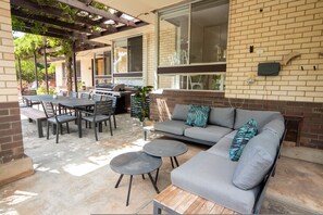 5 bedrooms - Sandy Pool Shack - Pet Friendly (Seacliff Park)