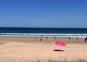 House | 4 bedrooms - Seaford Beachfront House (Seaford)