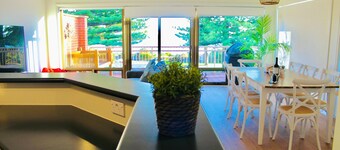 Vista Victor Harbor Beachfront Apartment no 4
