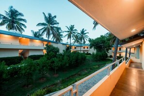 Superior Room | Desk, iron/ironing board, free WiFi