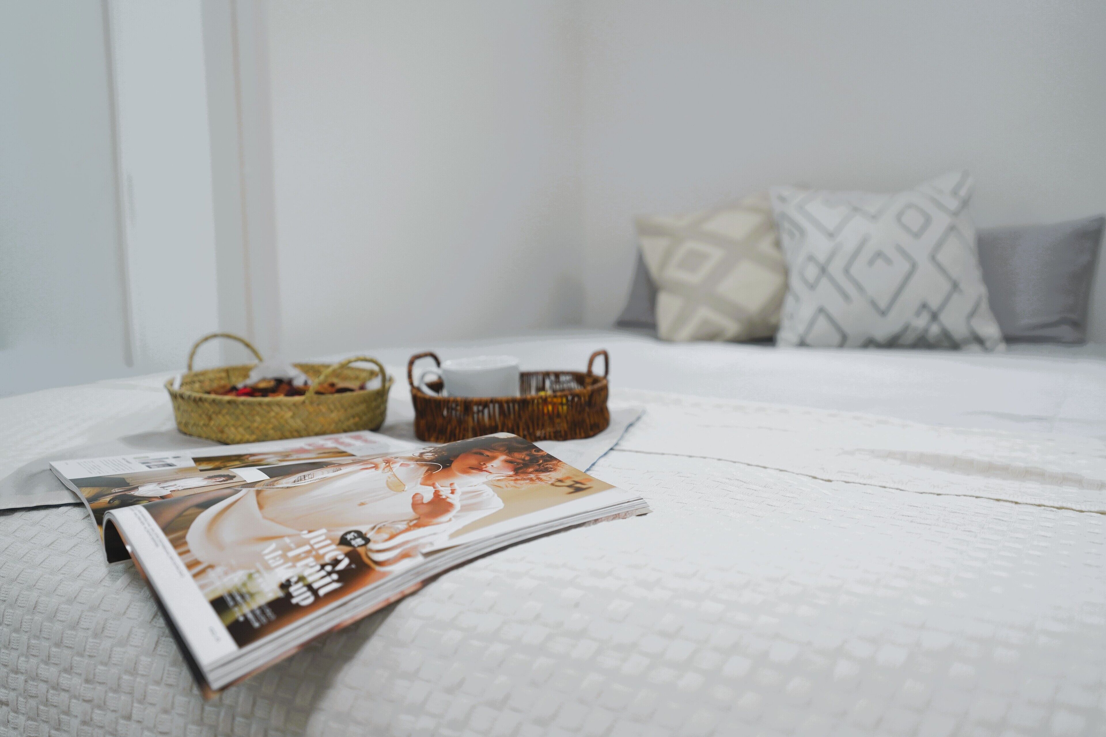 1 bedroom, desk, WiFi, bed sheets