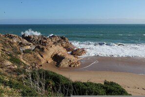 2 bedrooms - Southern Sands Beachfront Apartment (Port Elliot)