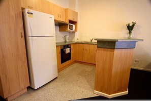 Apartment | 2 bedrooms - The Grand Apartments North Adelaide Parking (North Adelaide)