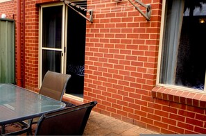 Apartment | 2 bedrooms - The Grand Apartments North Adelaide Parking (North Adelaide)