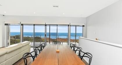 Avaya Sellicks Beachfront Getaway- Wifi