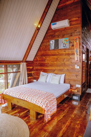 1 chambre, coffres-forts dans les chambres, bureau