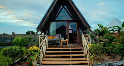 Eco-Friendly A-Frame Cabin 10min / Nungwi Beach