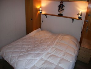 Appartement | 2 chambres, ameublement personnalisé, draps fournis