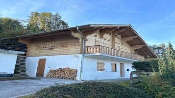 Chalet | Exterior