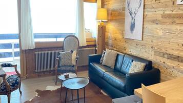 Apartment | Living area