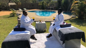 Hot stone massages, massages