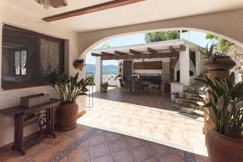 Villa | Outdoor dining